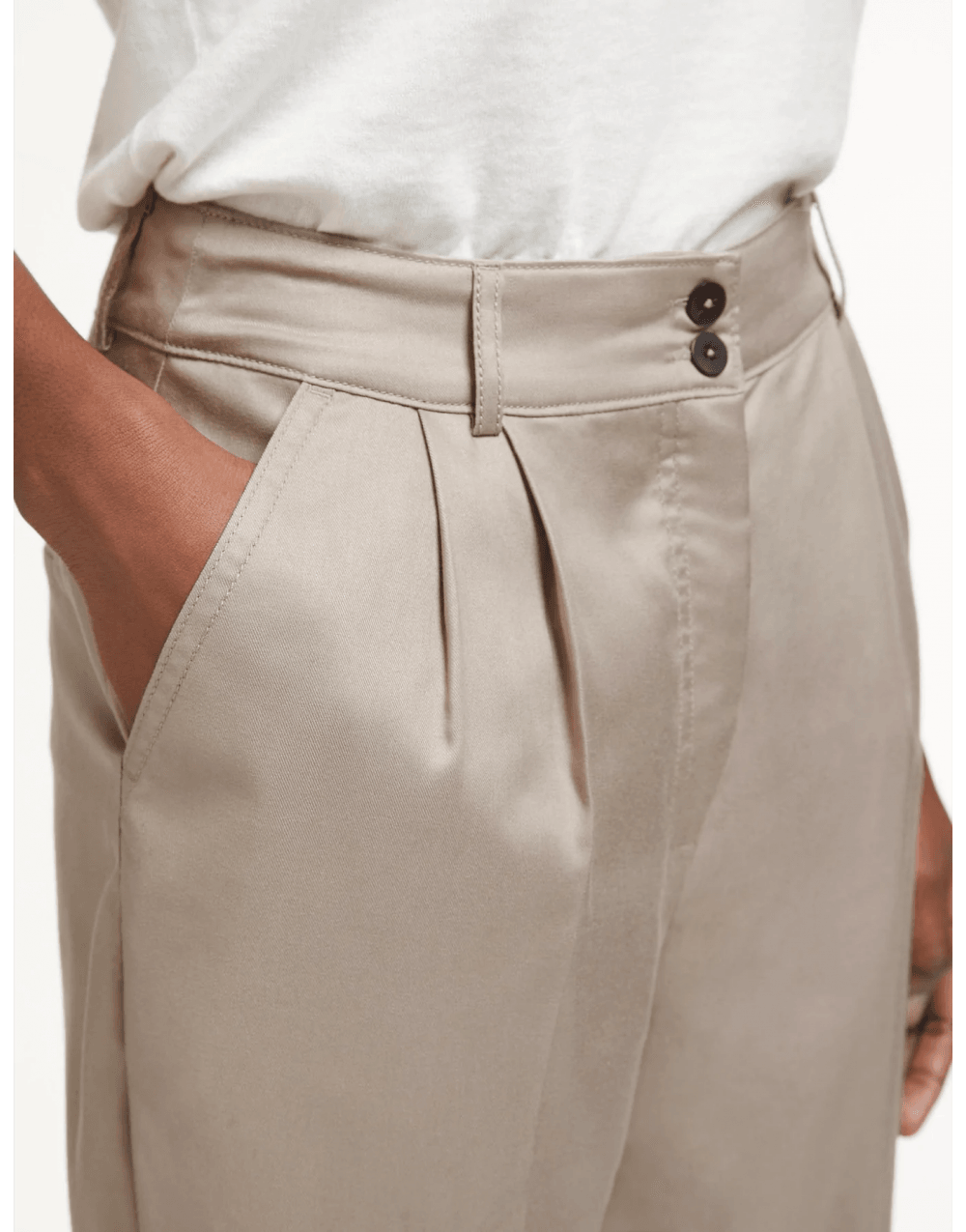 Womens Cefinn Cropped Trousers In Beige