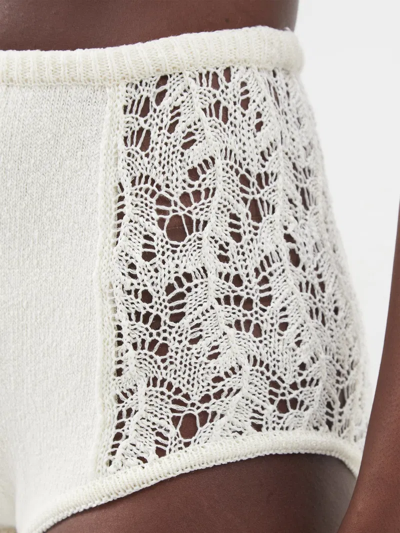 Womens Le Kasha Casual Shorts In White