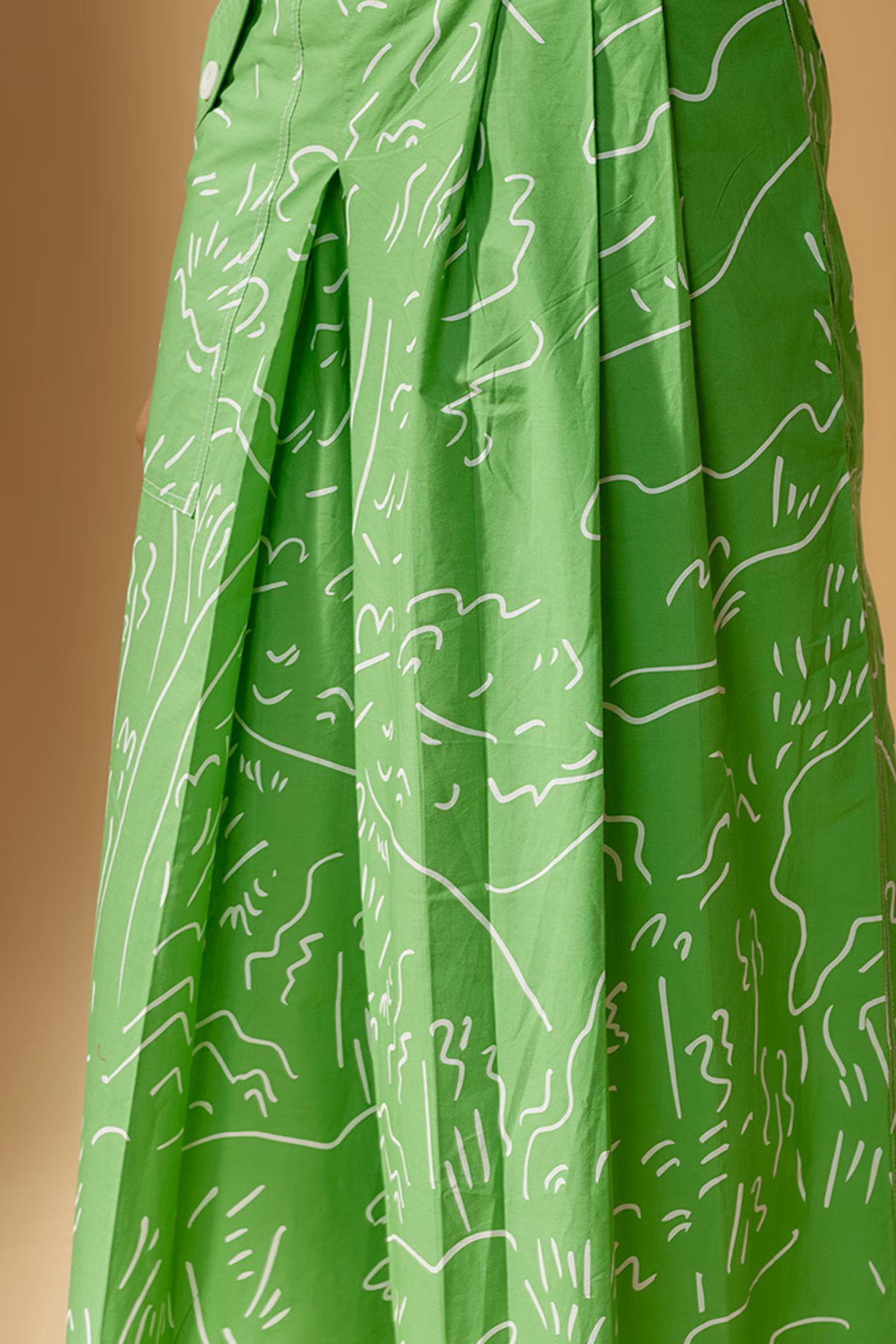 Womens Lovebirds Cropped Trousers In Green White
