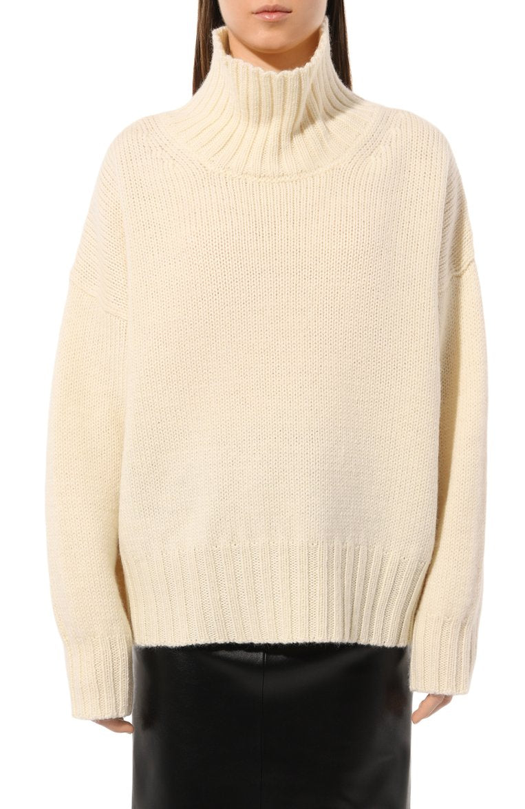 Womens Rohe Heavy Roll Necks In White