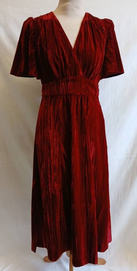 Womens Cefinn Long Occasion Dresse