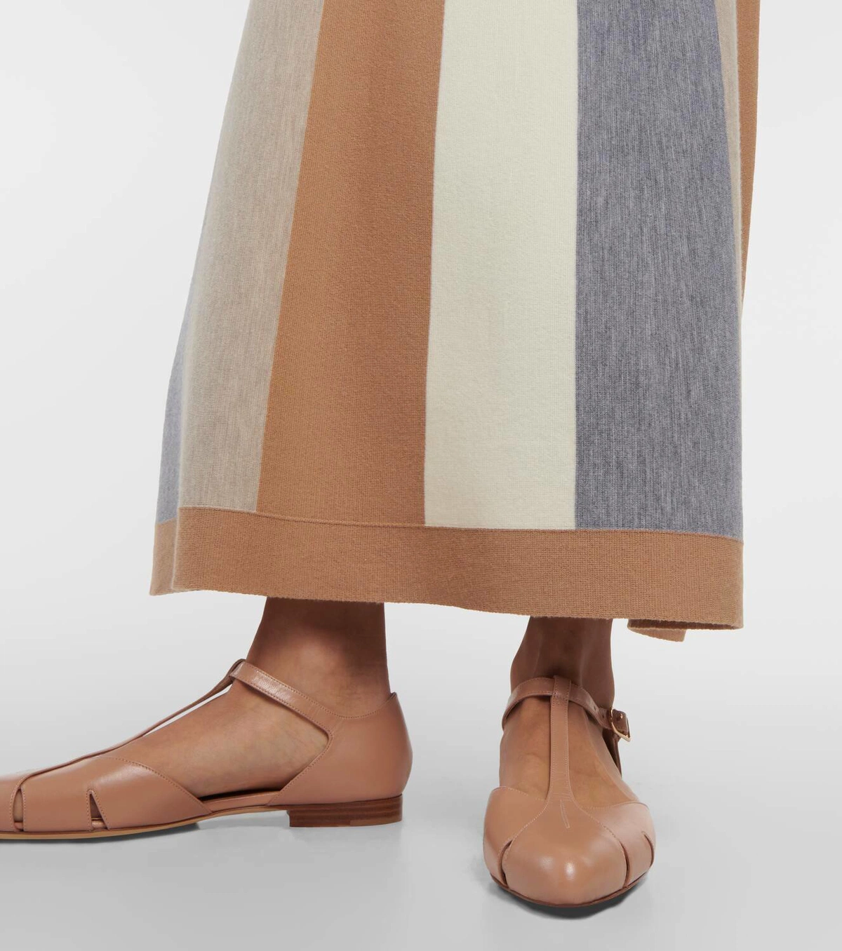 Womens Gabriela Hearst Ballet Flats In Camel