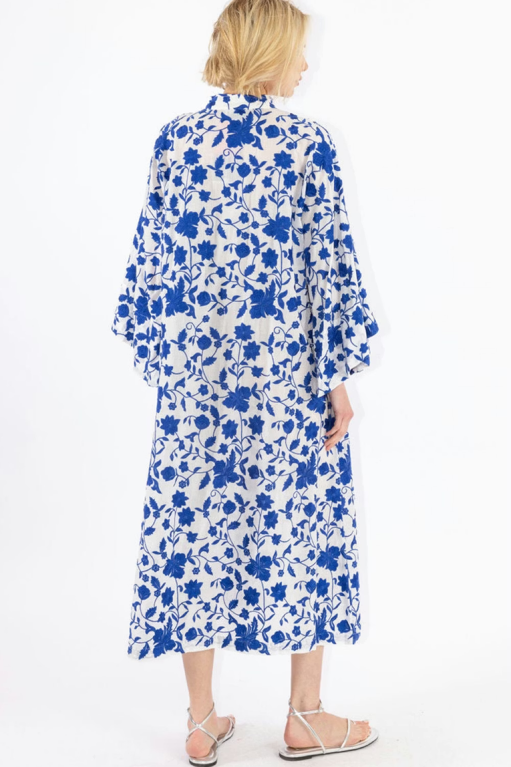 Womens La Vie Style House Long Kaftan In White Blue