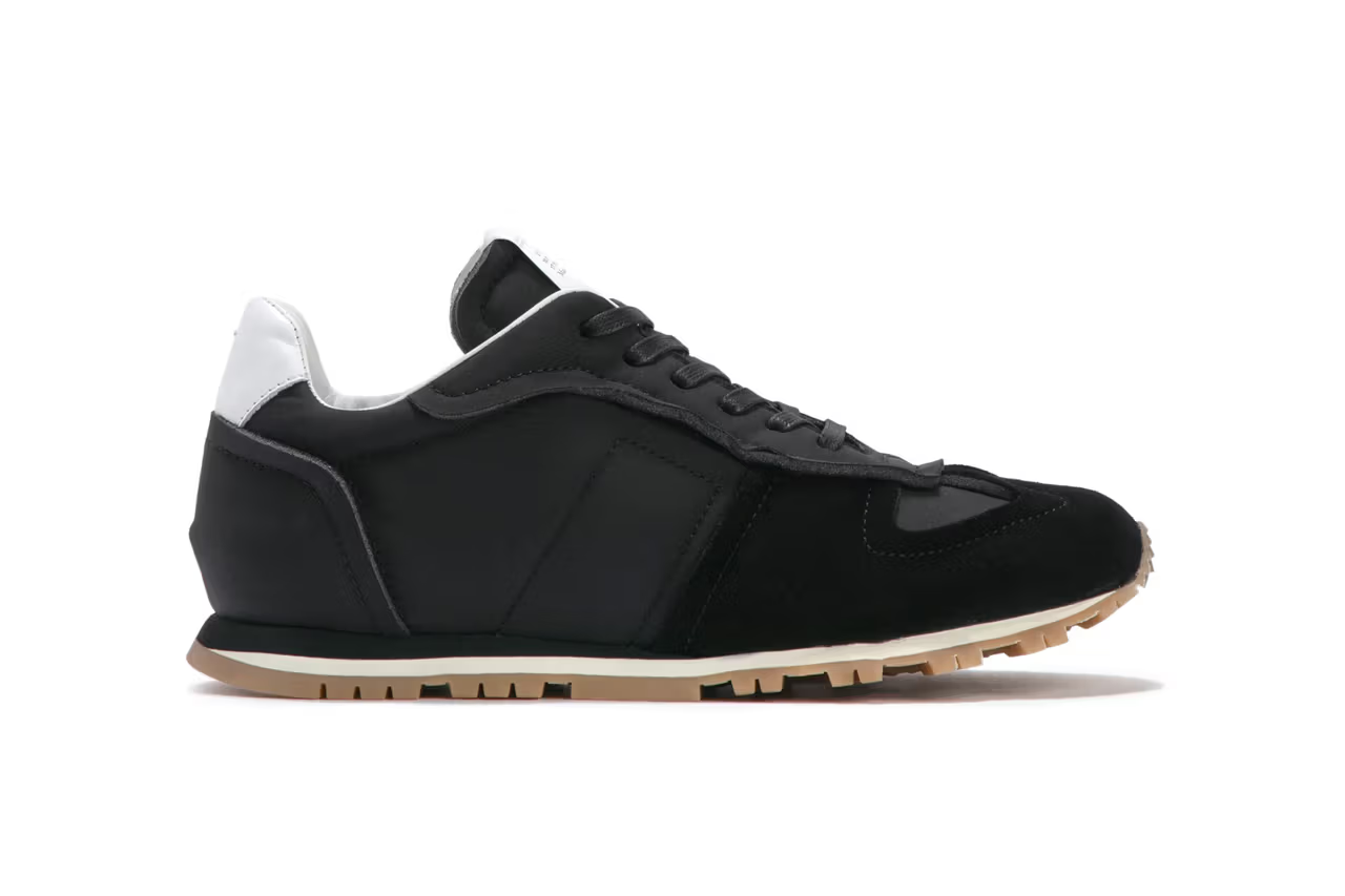 Maison Margiela Men's Trainers in Black