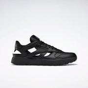 Maison Margiela Men's Trainers in Black