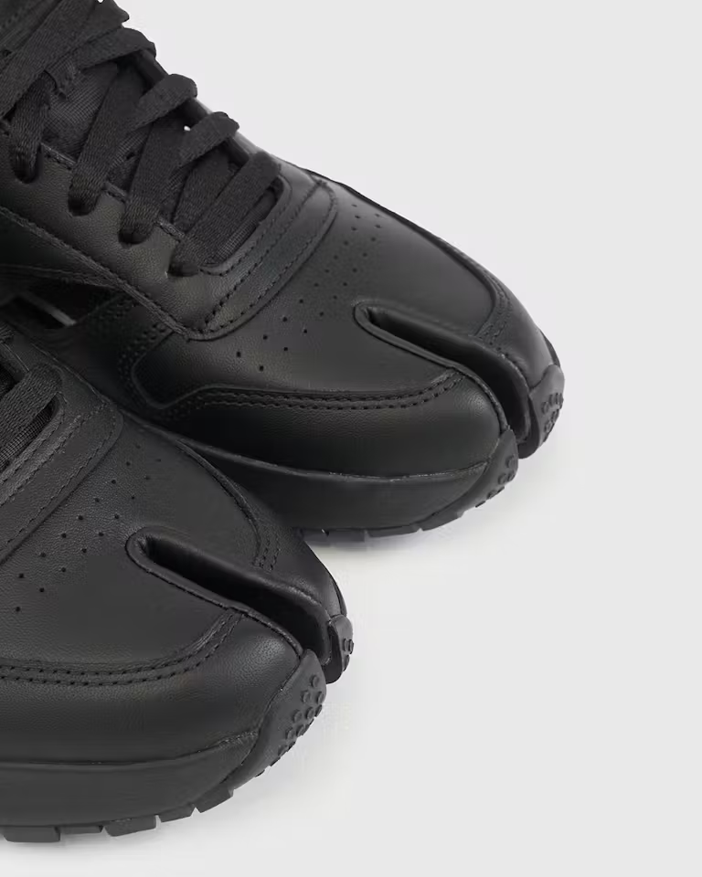 Maison Margiela Men's Trainers in Black