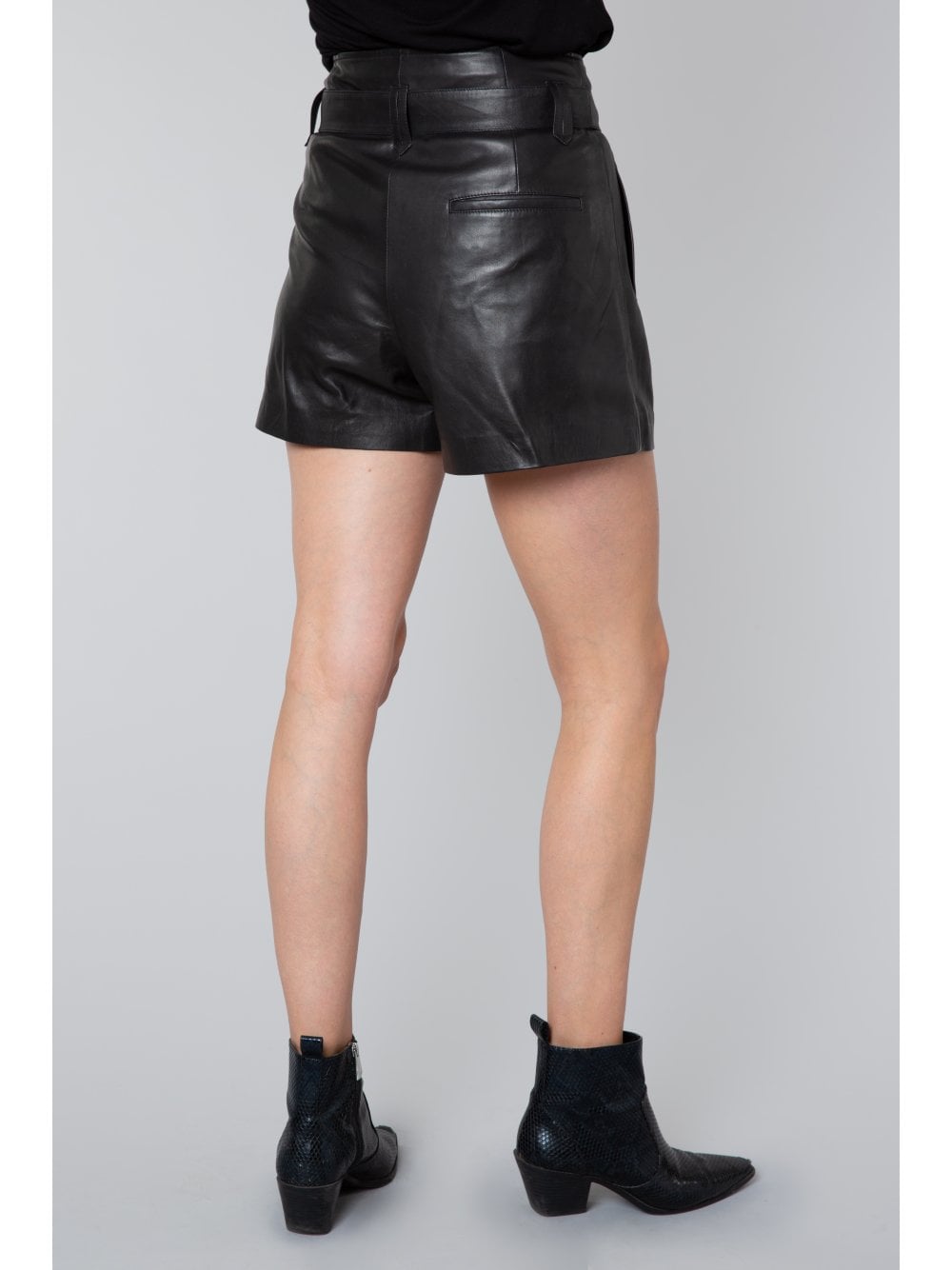Muubaa Womens Donan Paper-Bag Waist Leather Sho In Black
