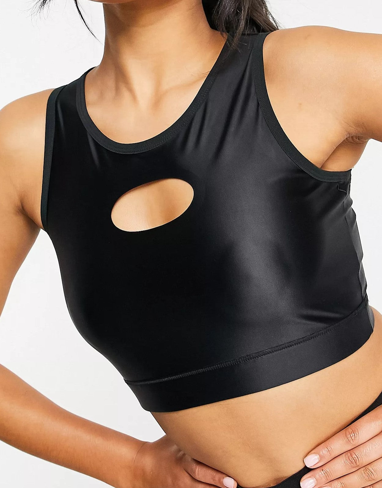 Reebok Womens Training High Shine Cropped Top With Keyhole In Black