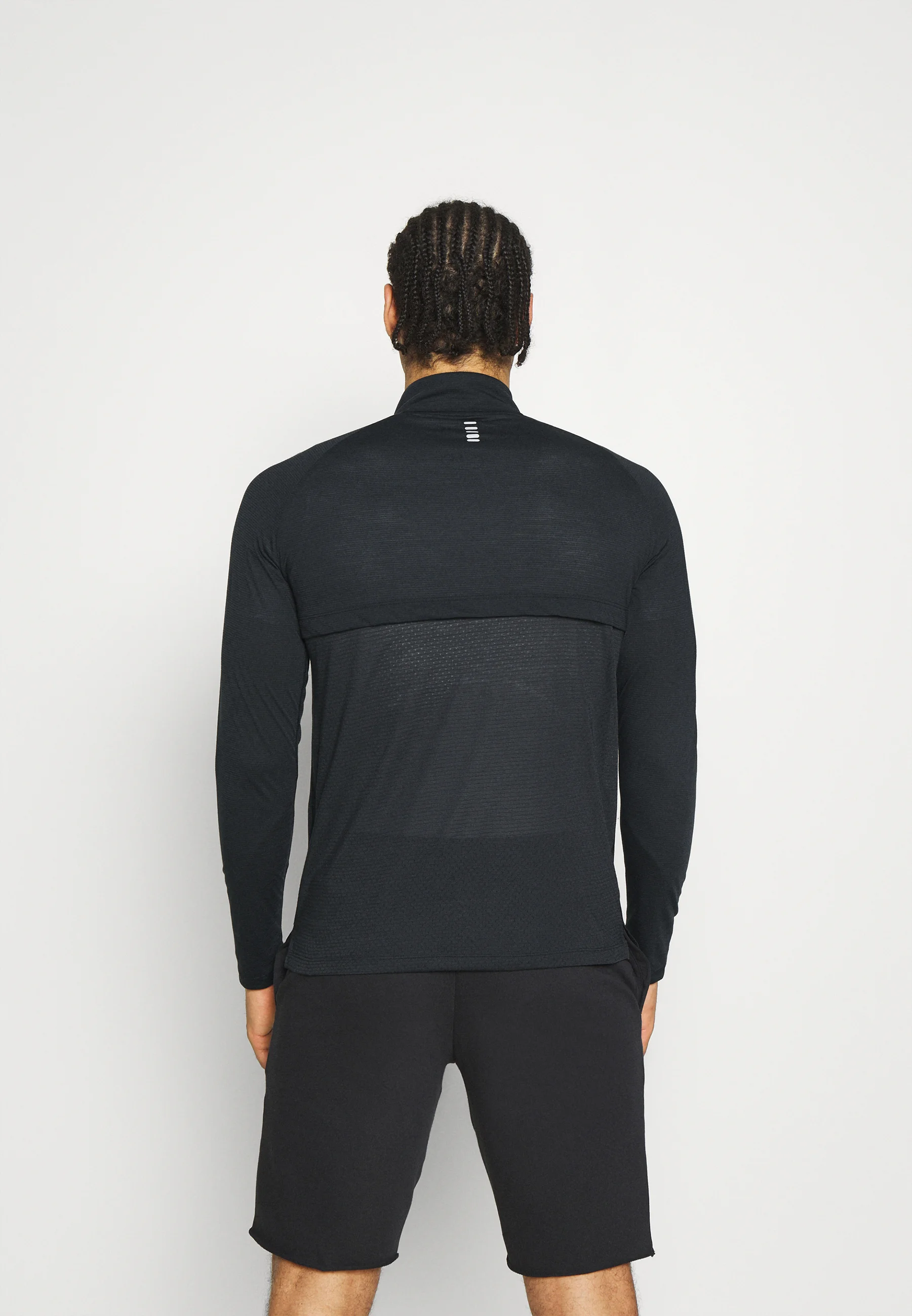 Under Armour Mens Running Streaker 1/2 Zip Long Sleeve Top In Black