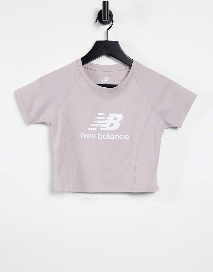 New Balance Womens Logo T-Shirt in Lilac in Purple