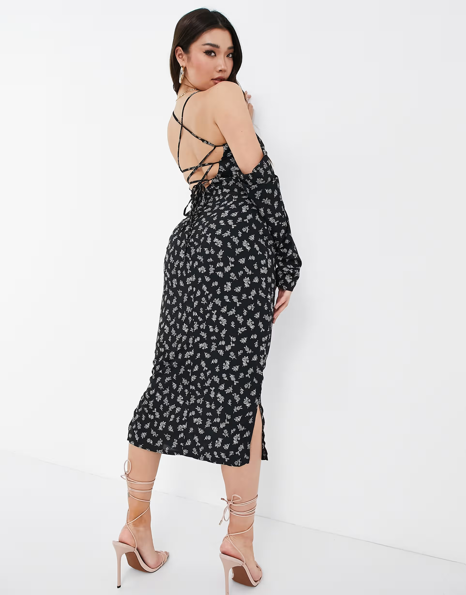 Koco & K Womens Off Shoulder Strappy Back Midi Dress in Ditsy Print