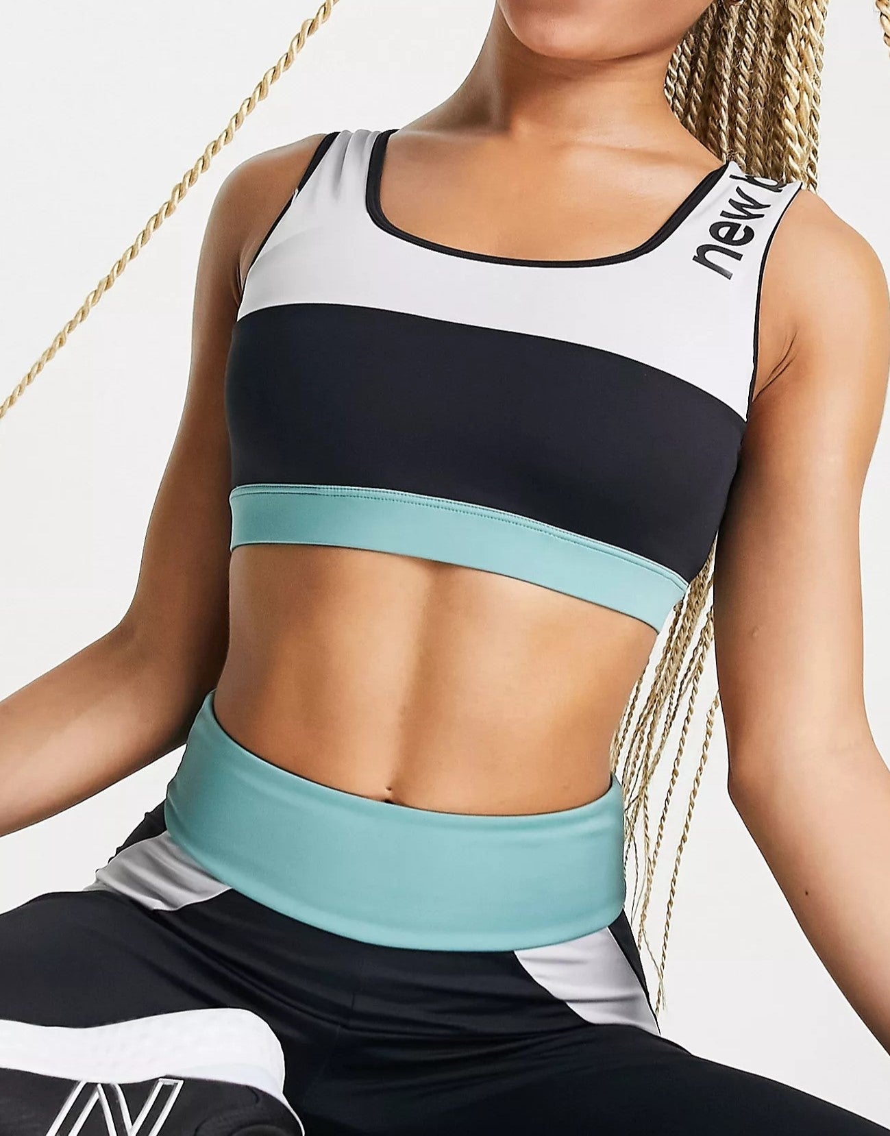 New Balance Womens Running Achiever Remix Colour Block Light Support Long Line Sports Bra in Grey