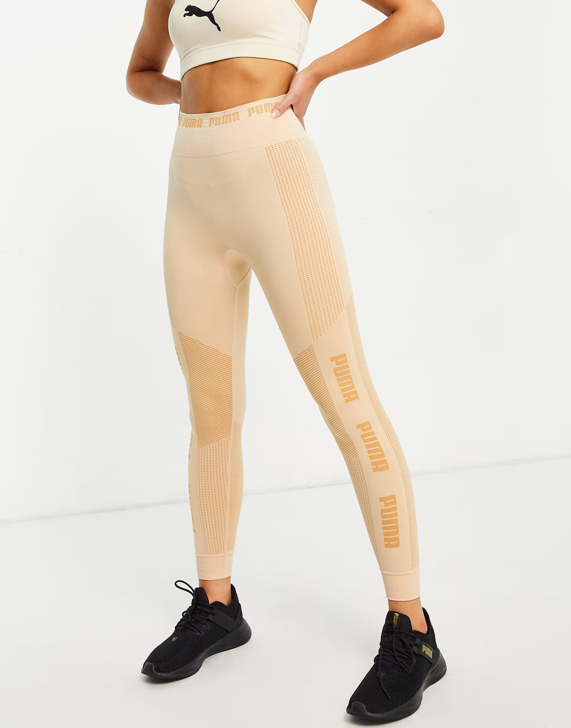 Womens Puma Training Evoknit Seamless Leggings in Soft Beige