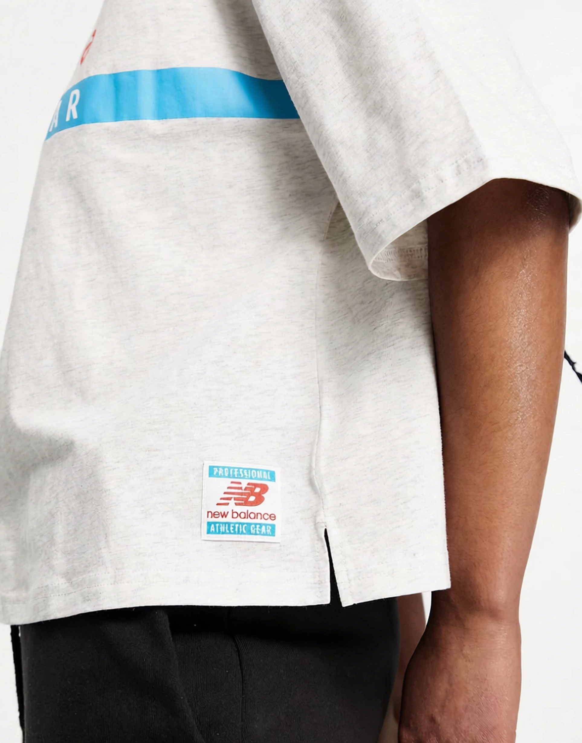 New Balance Womens Label Logo T-Shirt in Grey