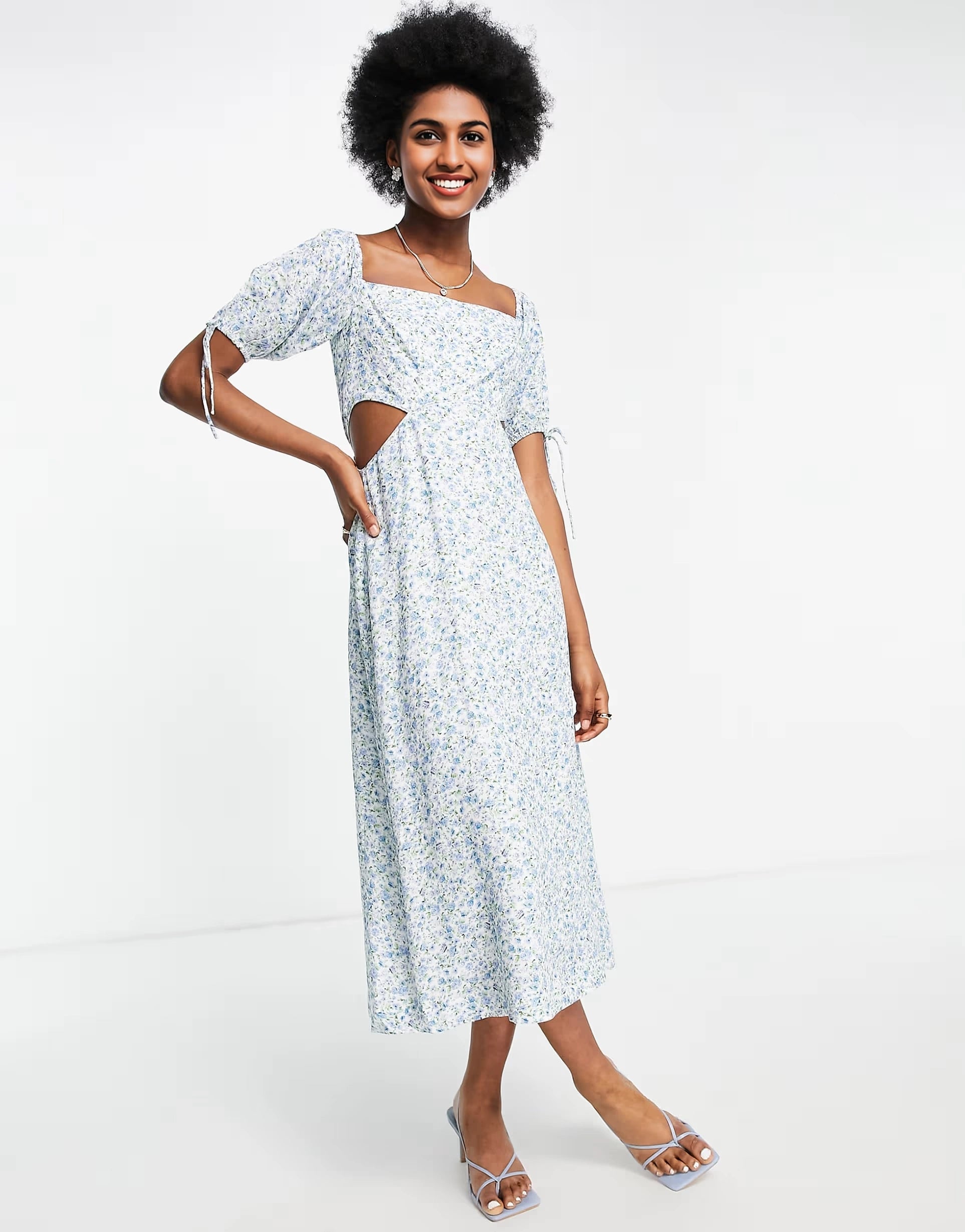 Forever New Womens Bardot Puff Sleeve Cut Out Midi Dress in Blue Ditsy Floral In Multi