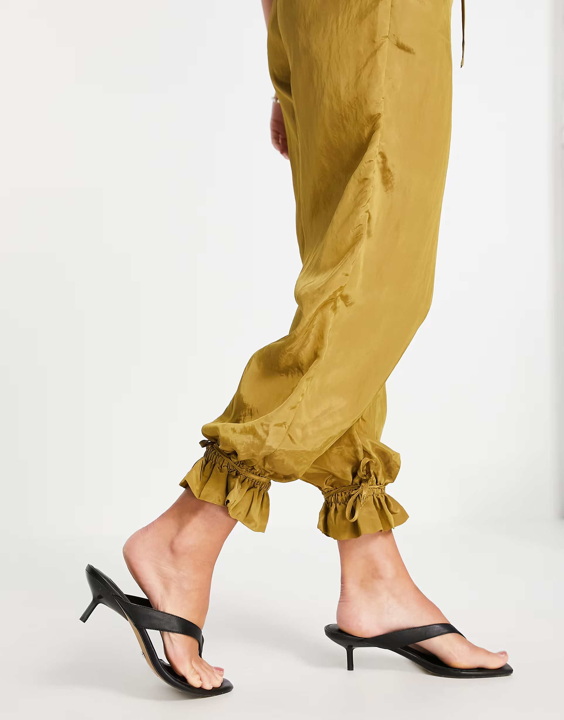 Ghospell Womens Chronical Drawstring Trousers in Camel