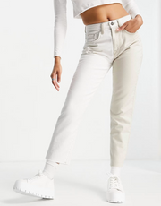 Womens Stradivarius Contrast Two Tone Slim Mom Jean in Ecru