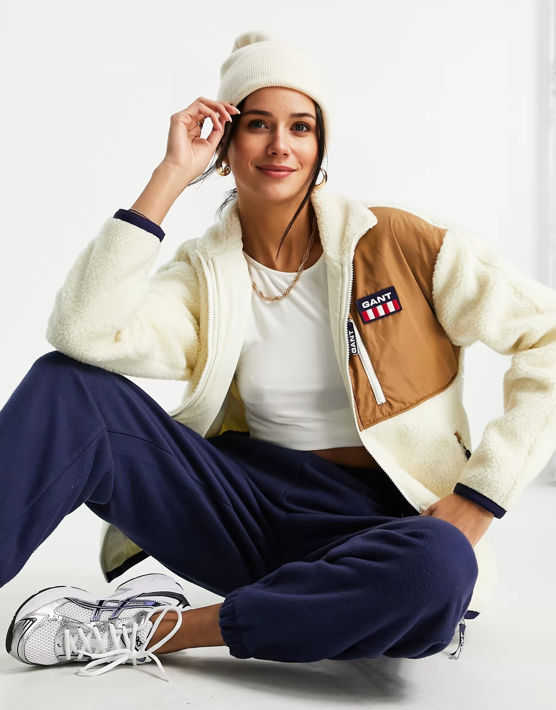 Womens Gant Retro Logo Fleece Jacket in Off White