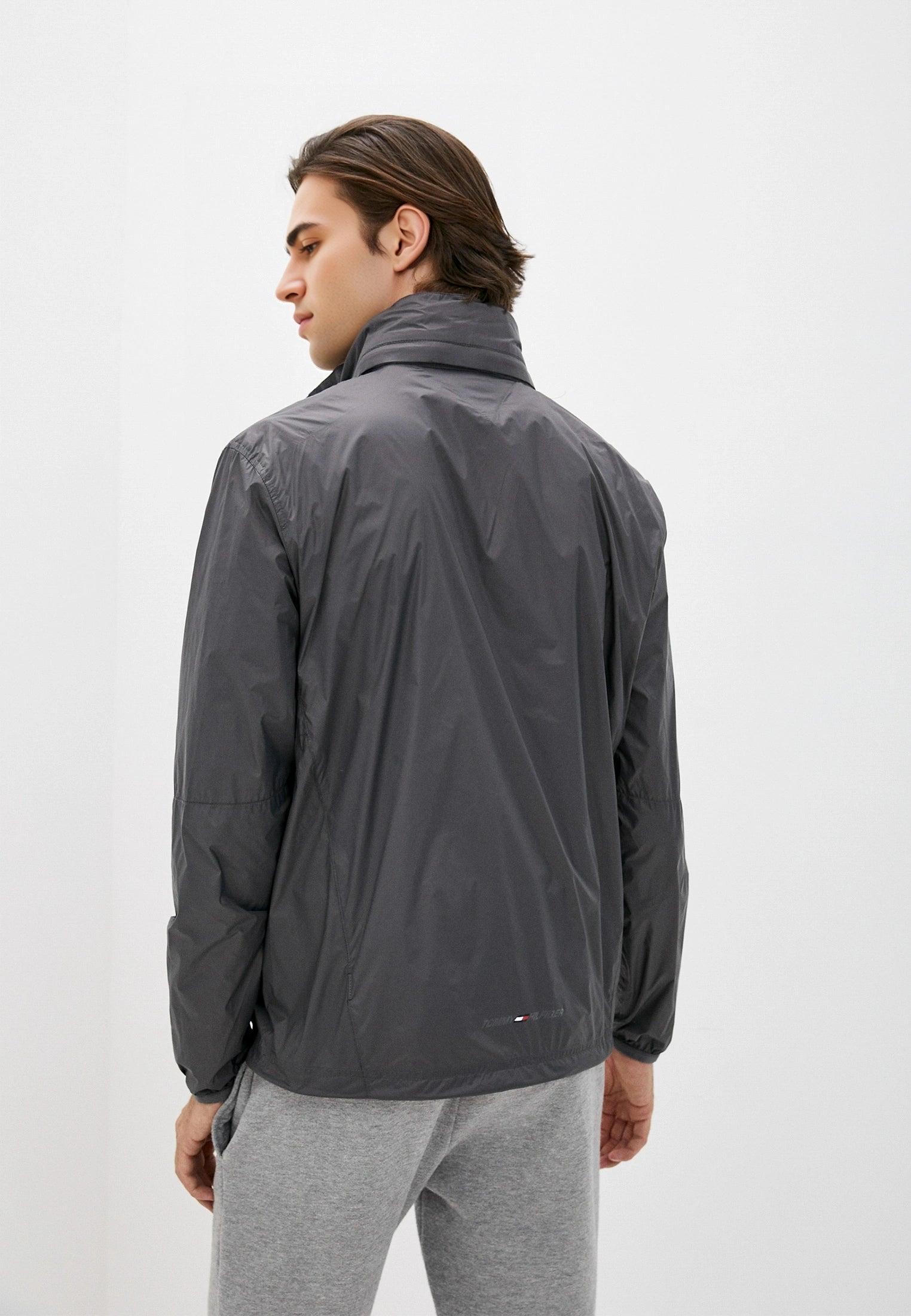 Tommy Hilfiger Performance Windbreaker With Small Logo in Grey