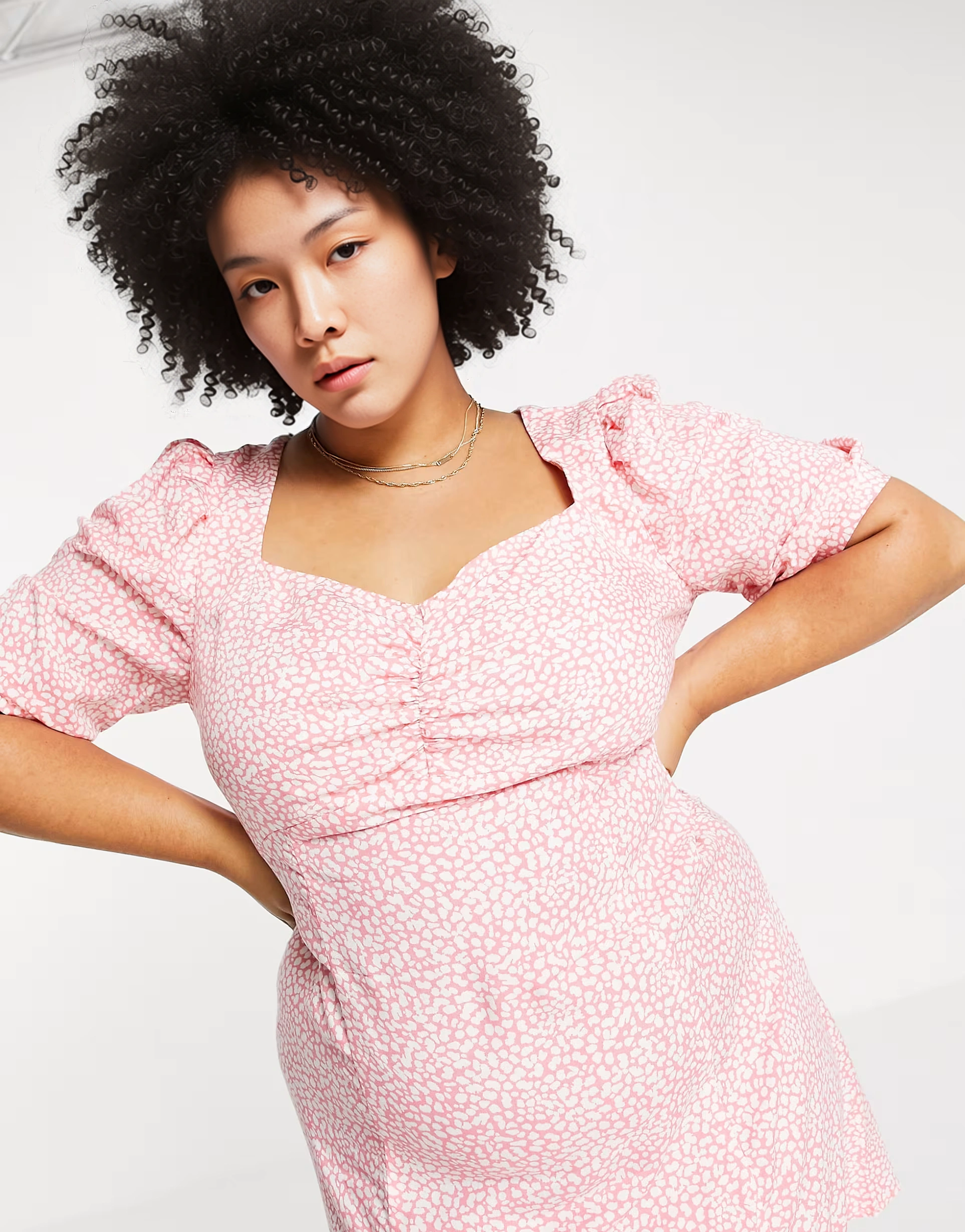 Womens Nobody's Child Plus Mini Tea Dress With Ruched Bust In Pink Ditsy