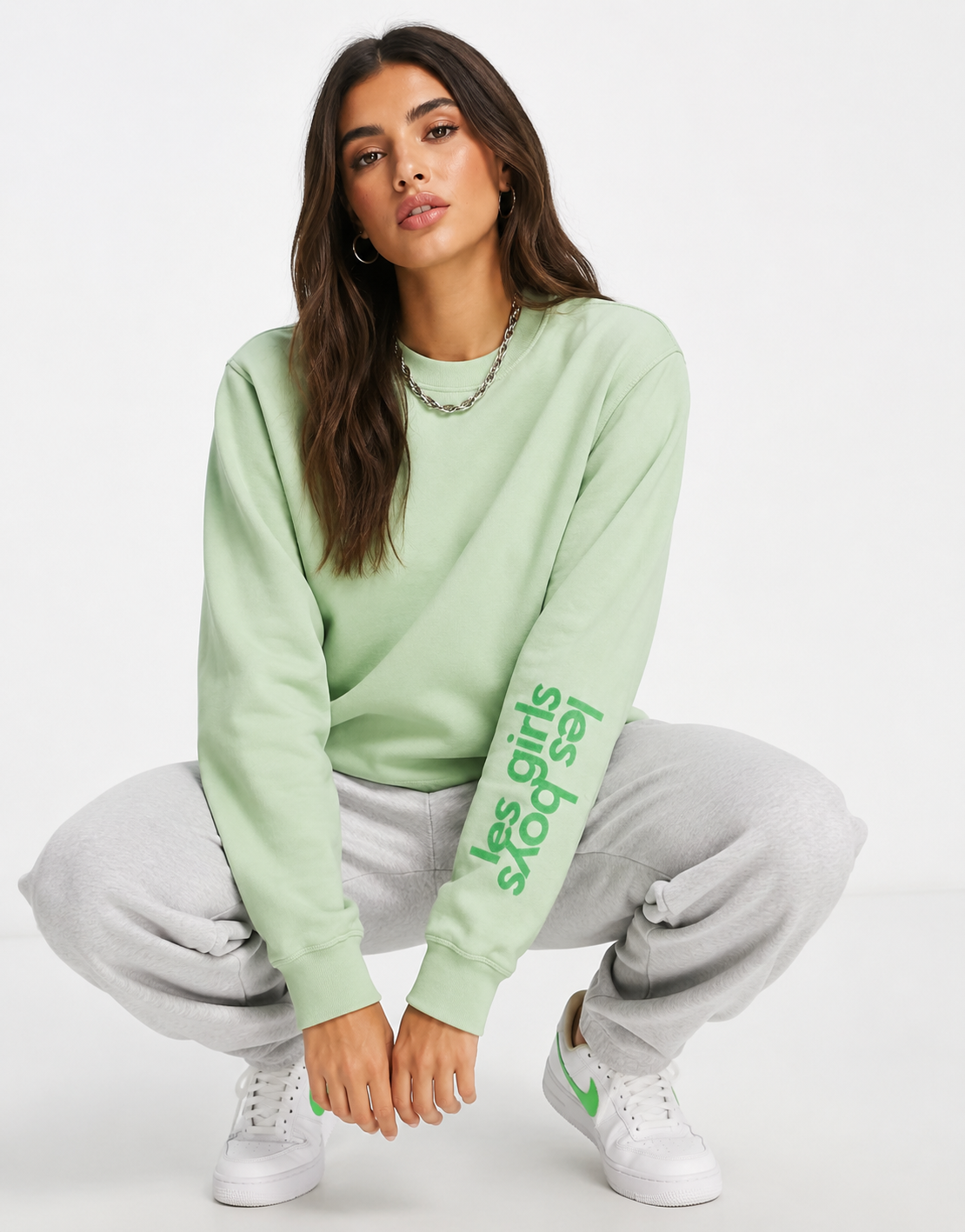 Les Girls Les Boys Womens Sweatshirt in Light Sage