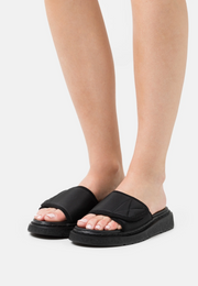 NA-KD Womens Velcro Sliders In Black