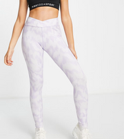 VAI21 Womens Print Active Leggings in Pastel Lilac