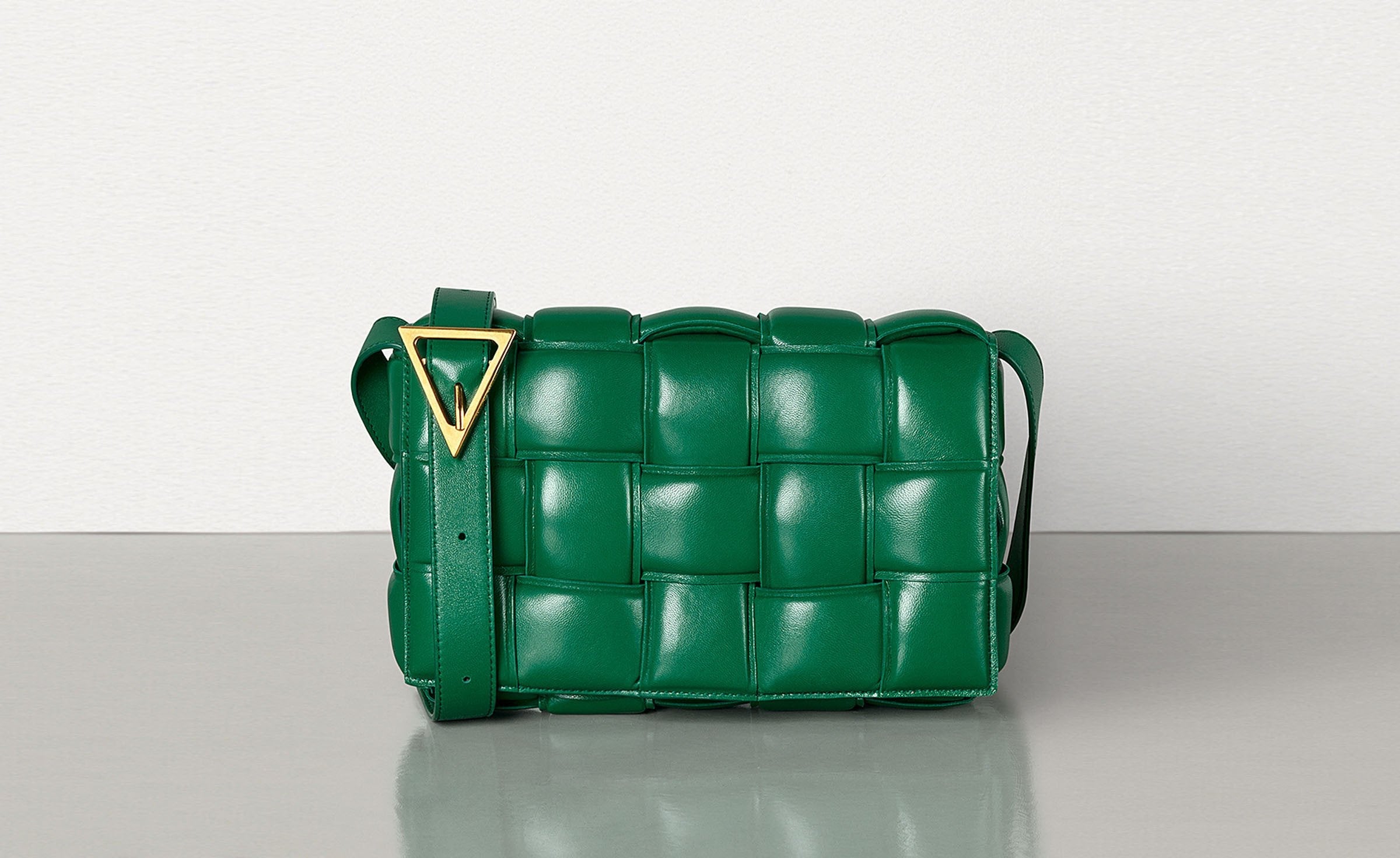 Bottega Veneta Womens Crossbody Bag in Green