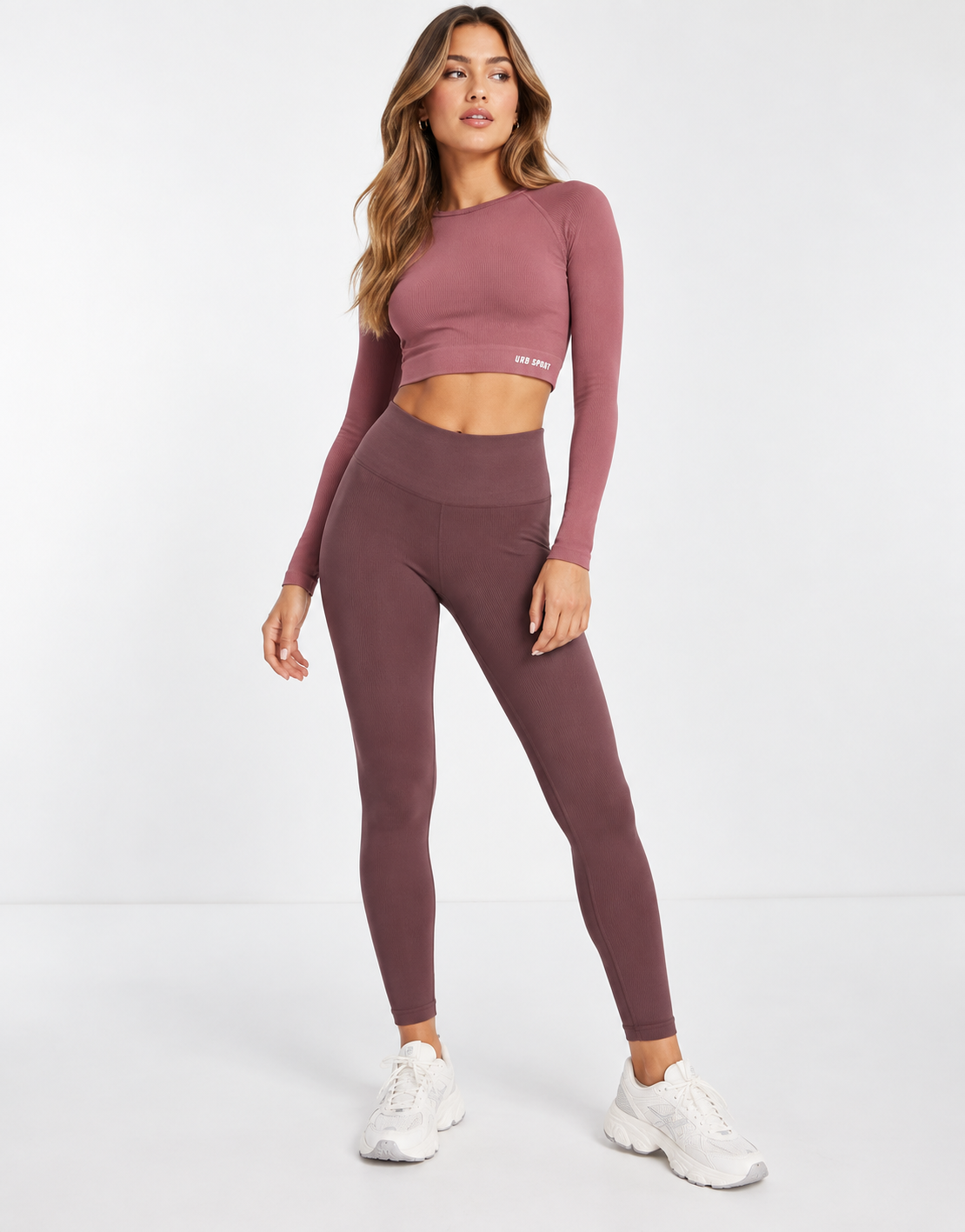 Urban Threads Womens Seamless Sports Crop Top in Dusky Pink