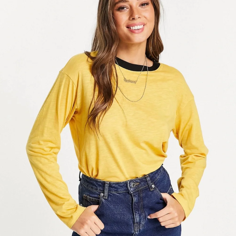 Monki Womens Maja Sara Long Sleeve Top in In Multi