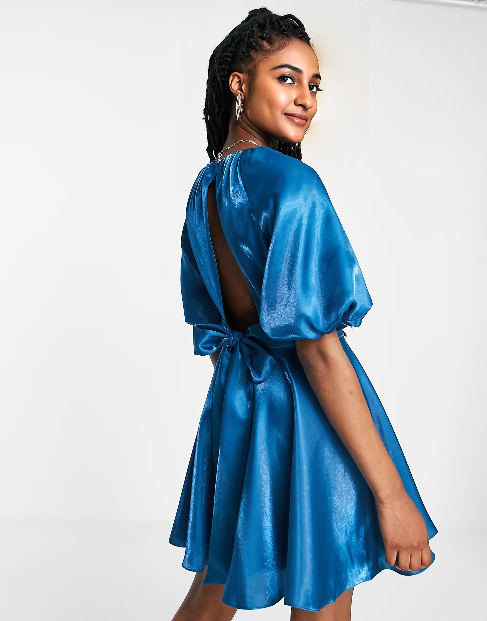 Forever New Womens Bow Back Satin Mini Dress in Blue In Green