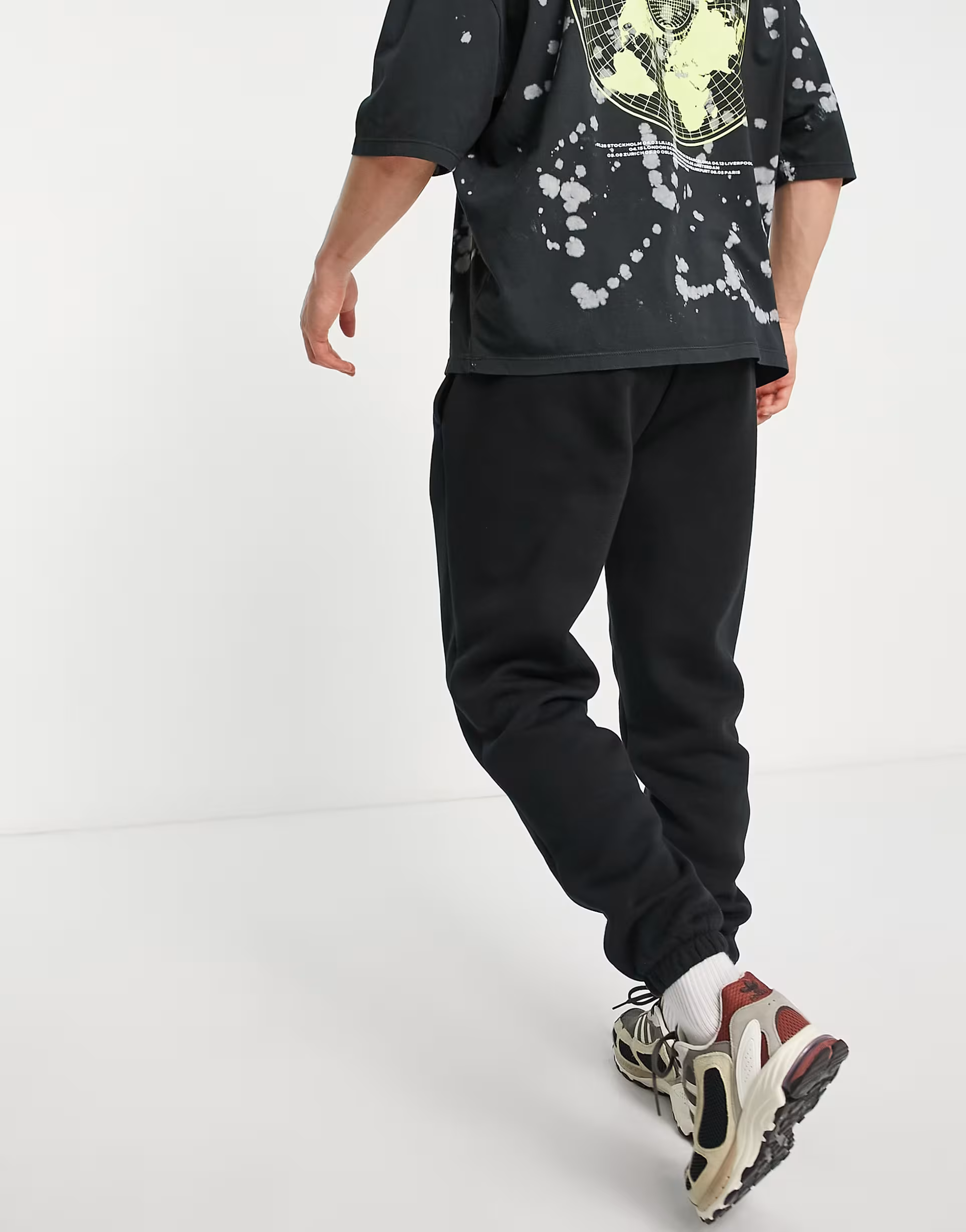 Mens Oakley Canyon View Joggers in Black