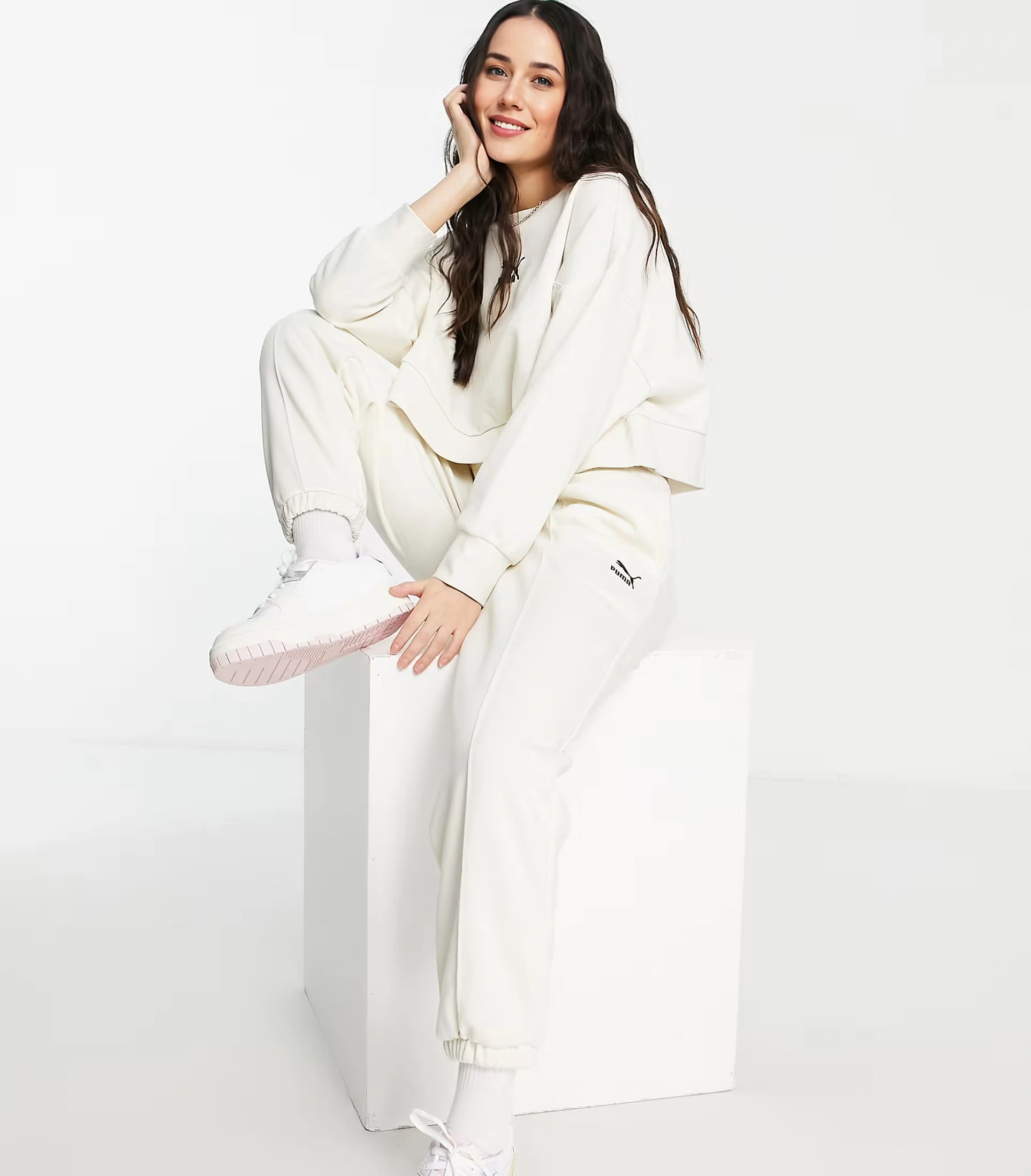 Womens Puma Oversized Boxy Sweatshirt in Off White