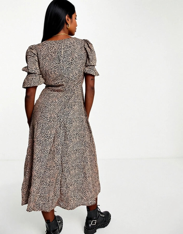 In The Style Womens X Olivia Bowen Milkmaid Maxi Dress in Brown Leopard Print In Multi