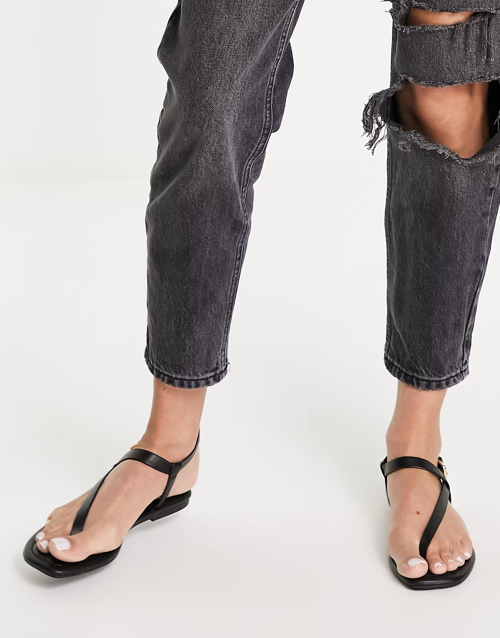 ALDO Womens Holthuis Leather T-Bar Flat Sandals In Black