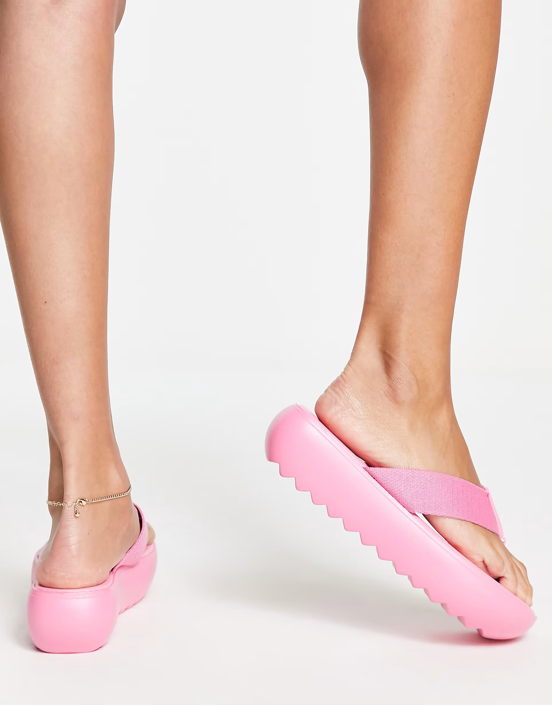 Public Desire Wide Fit Womens Cia Chunky Toe Post Sandals In Pink