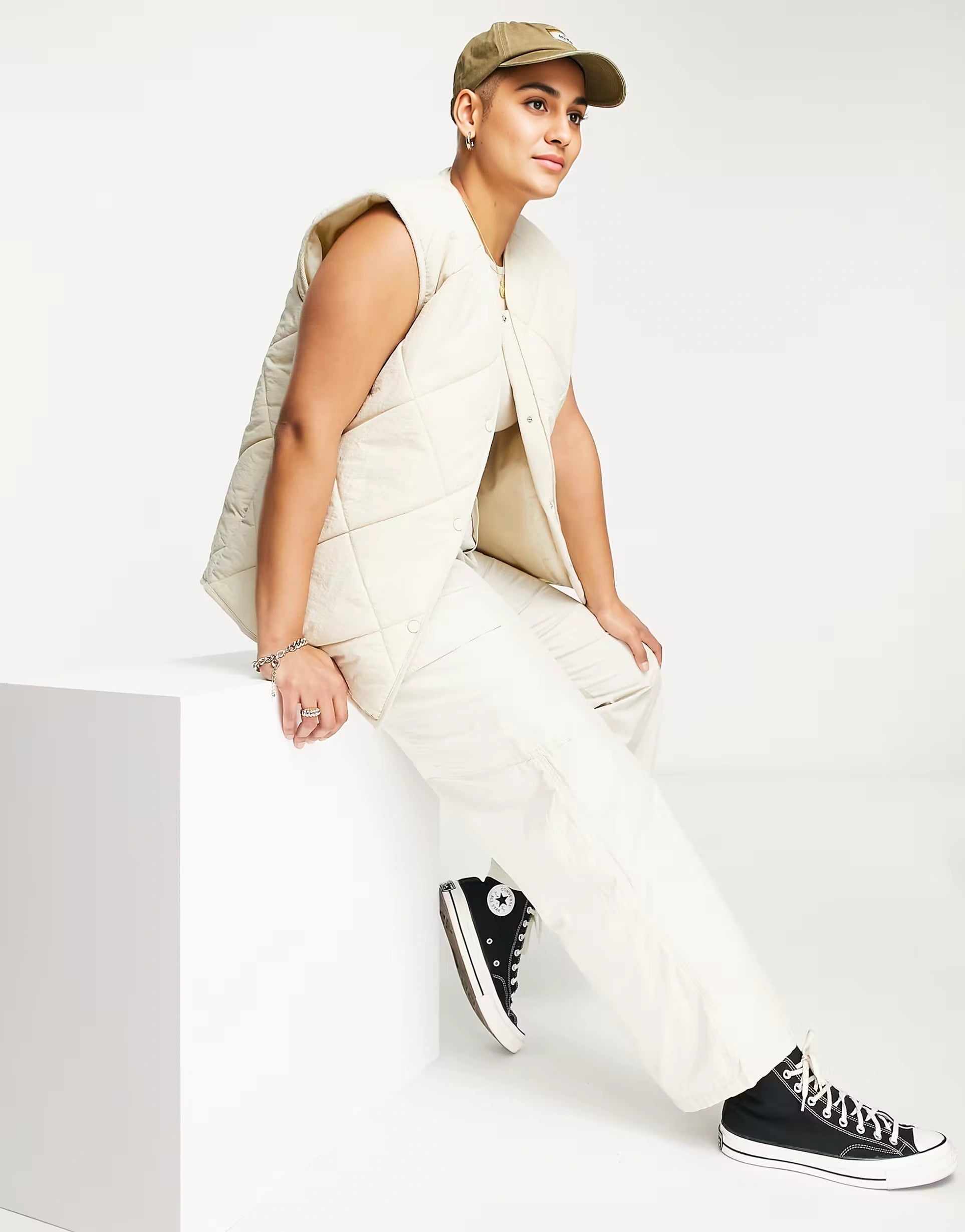 Womens Brave Soul Plus Nutland Quilted Diamond Gilet in Cream