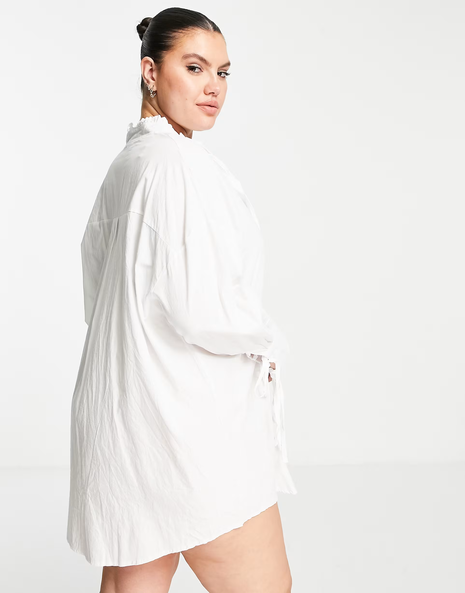 In The Style Plus Womens X Dani Dyer Ruffle Collar Shirt Dress in White