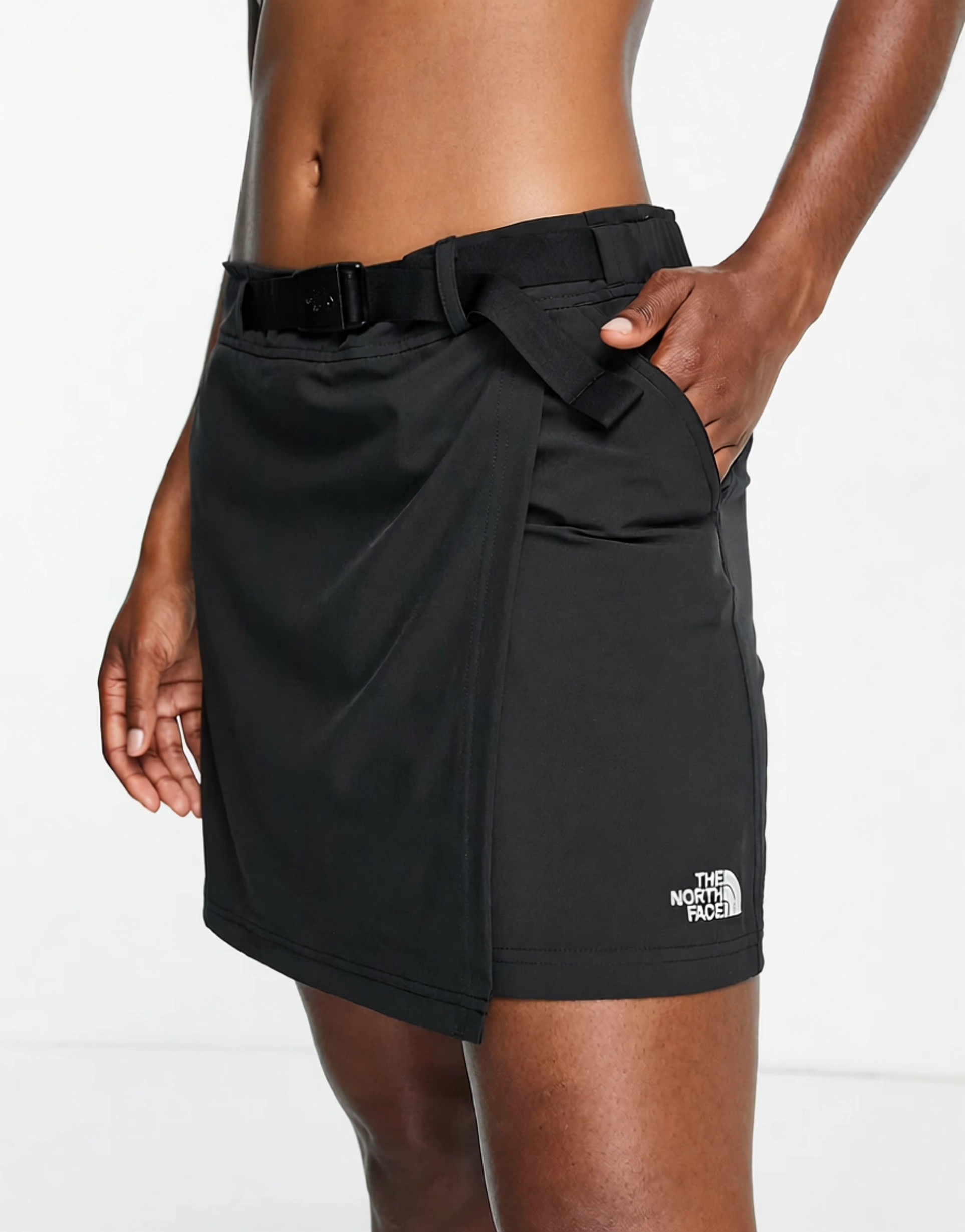 Womens The North Face Trend Woven Skirt In Black