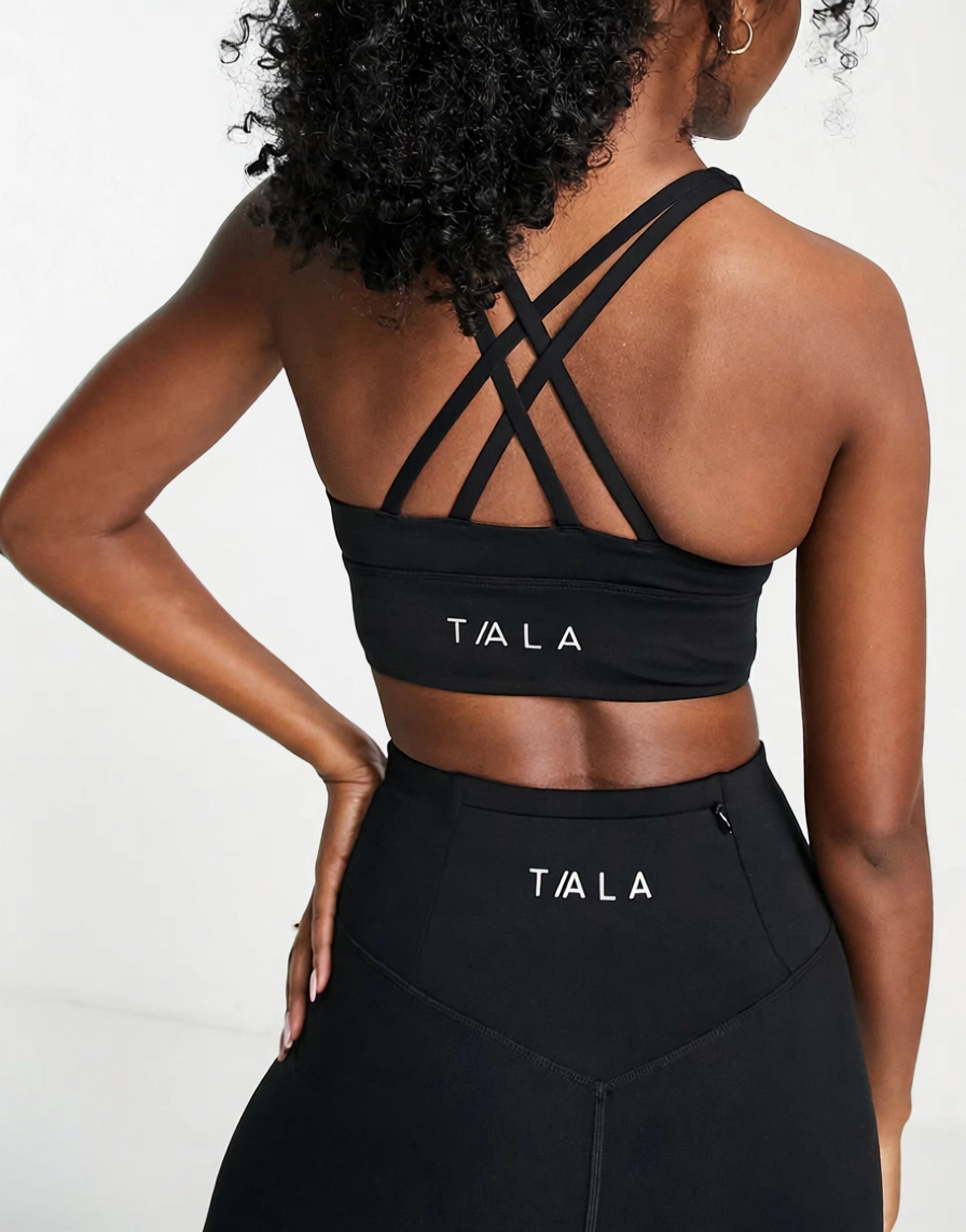 Tala Womens Skinluxe Medium Support Sports Bra In Black