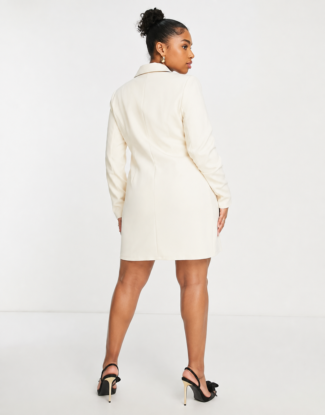 Saint Genies Plus Womens Frill Pocket Detail Blazer Dress in Cream
