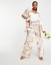 Liquorish Petite Womens Satin Tailored Trouser In Soft Pastel Floral