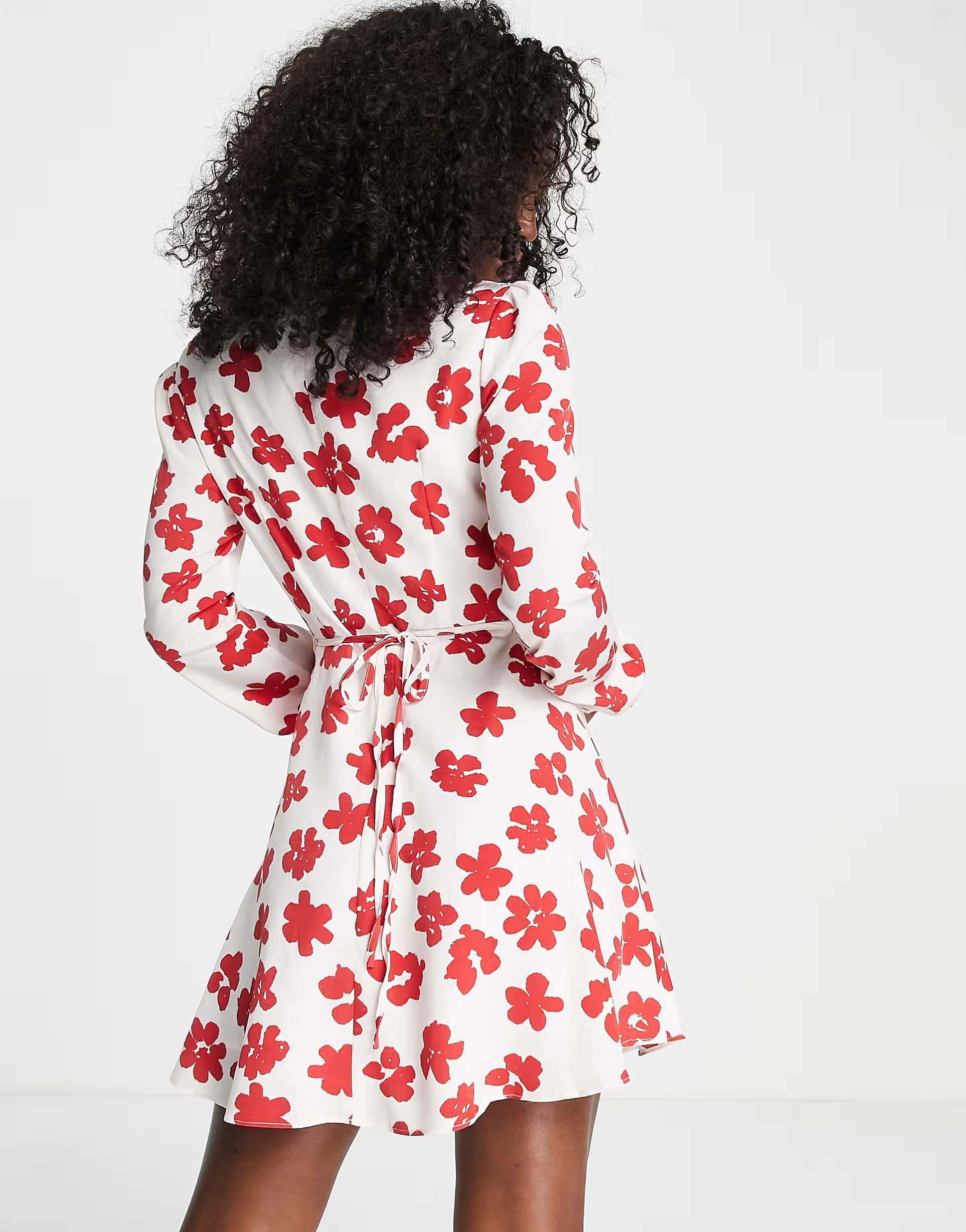Glamorous Womens V-Neck Mini Wrap Dress in Red Floral