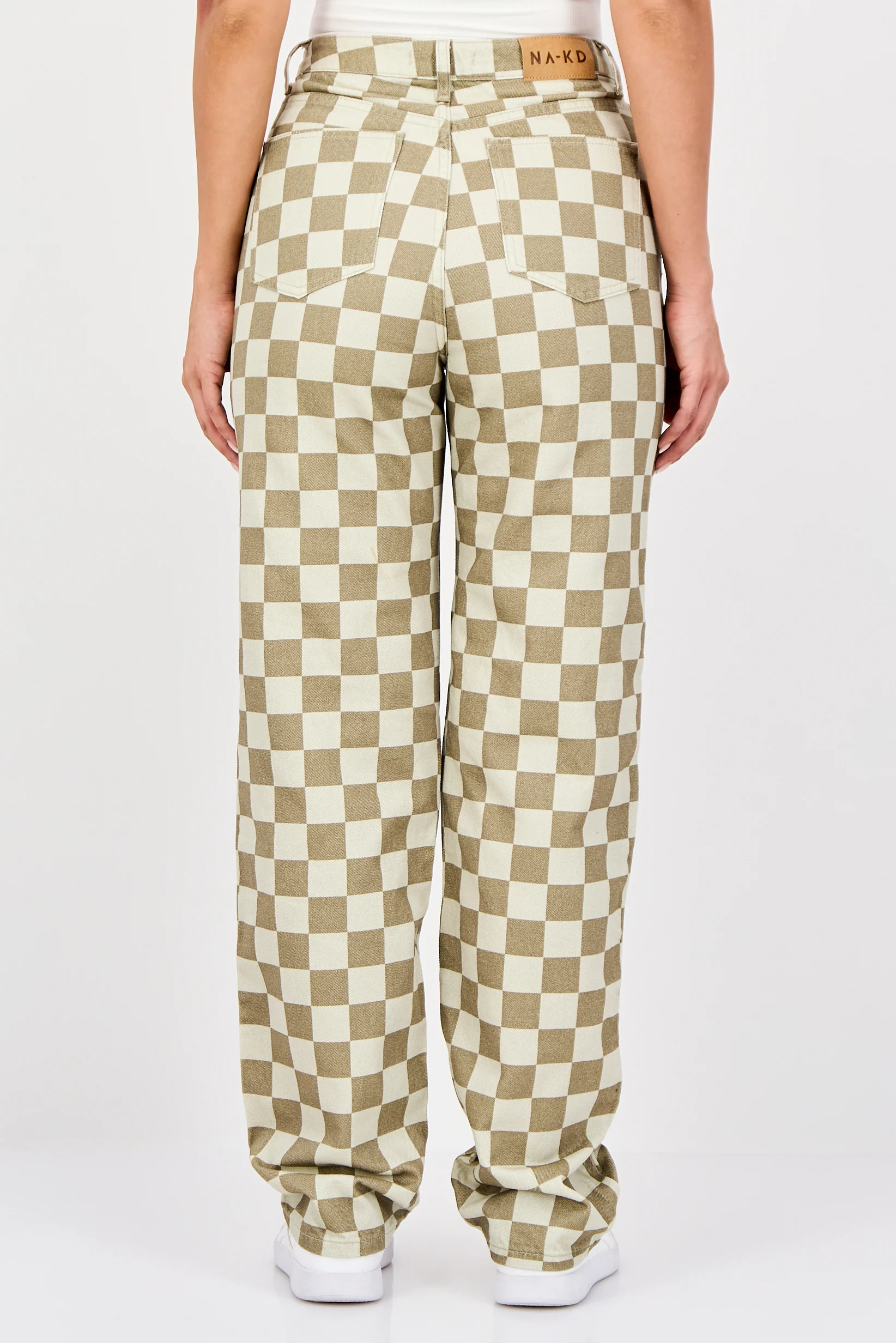 Na-Kd Womens X Olivia Lvs Checkerboard Straight Leg Jeans in Beige