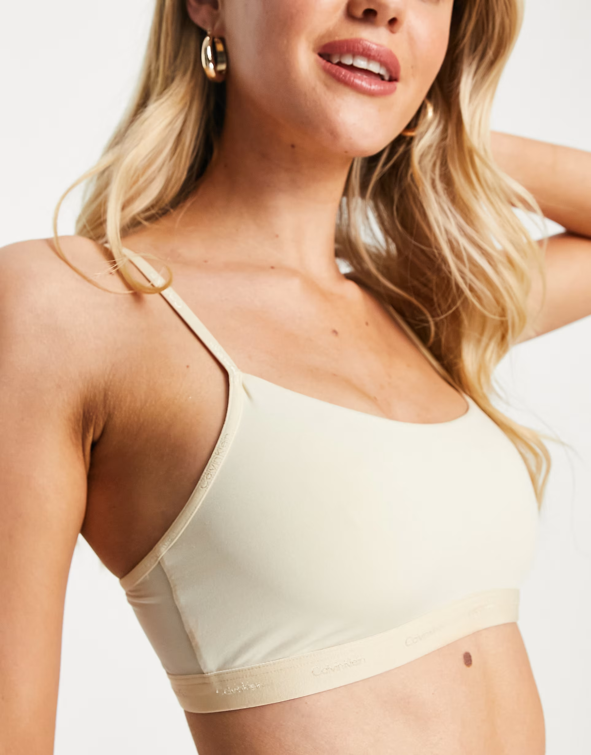 Calvin Klein Womens Form To Body Unlined Bralette Bra With Tonal Logo in Neutral