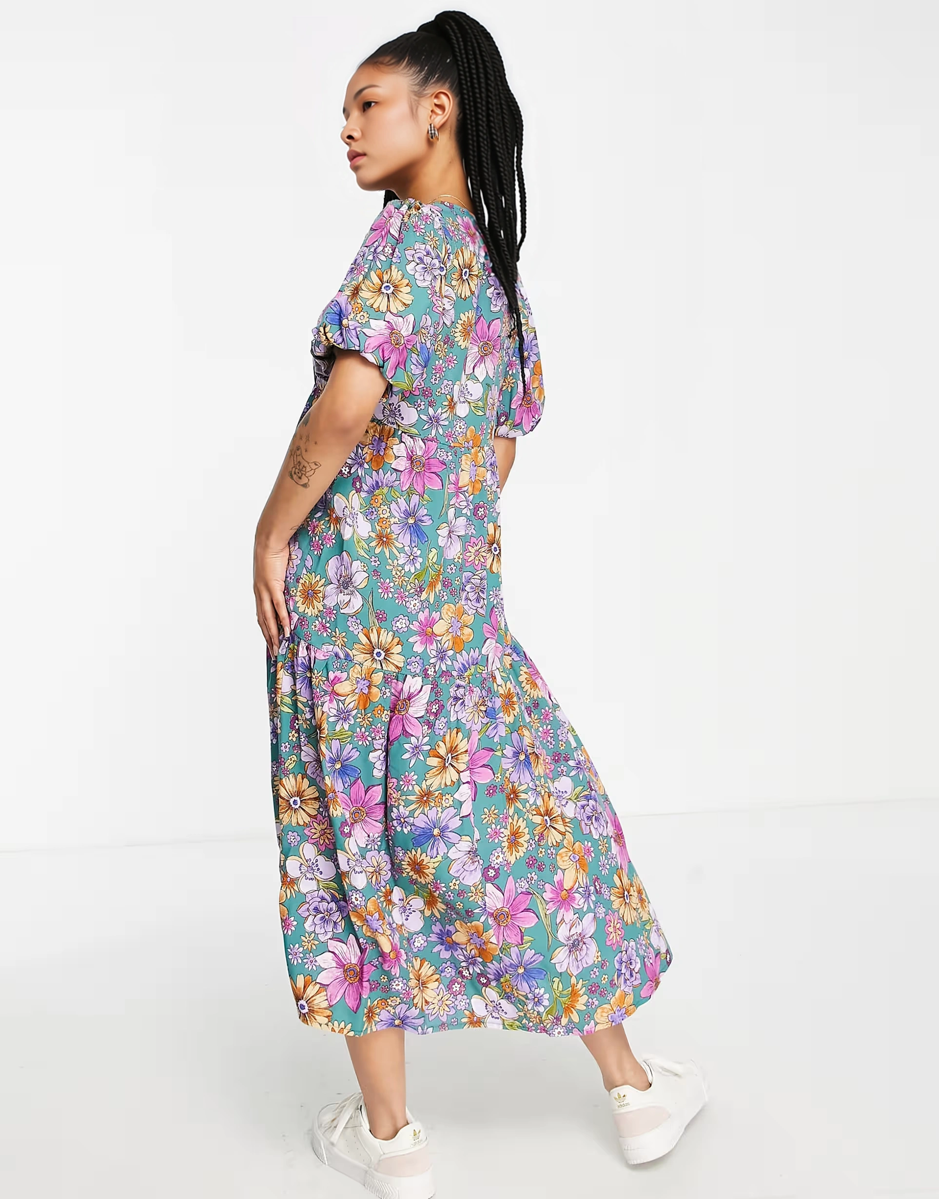 Nobody?s Child Womens Nobody's Petite Valentine Bubble Sleeve Floral Print Dress in Multicolour