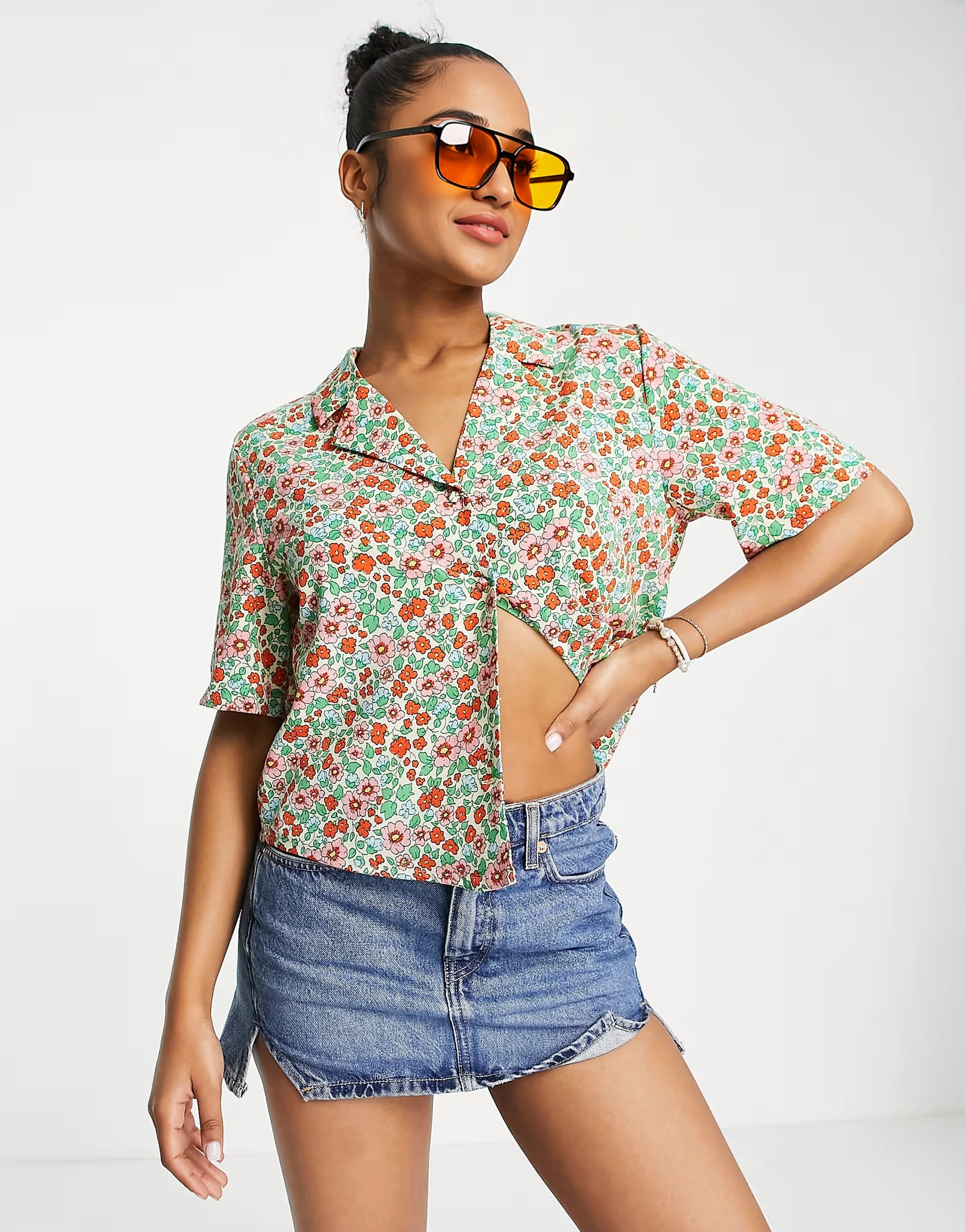 Monki Womens Oversized Short Sleeve Boxy Shirt in Floral