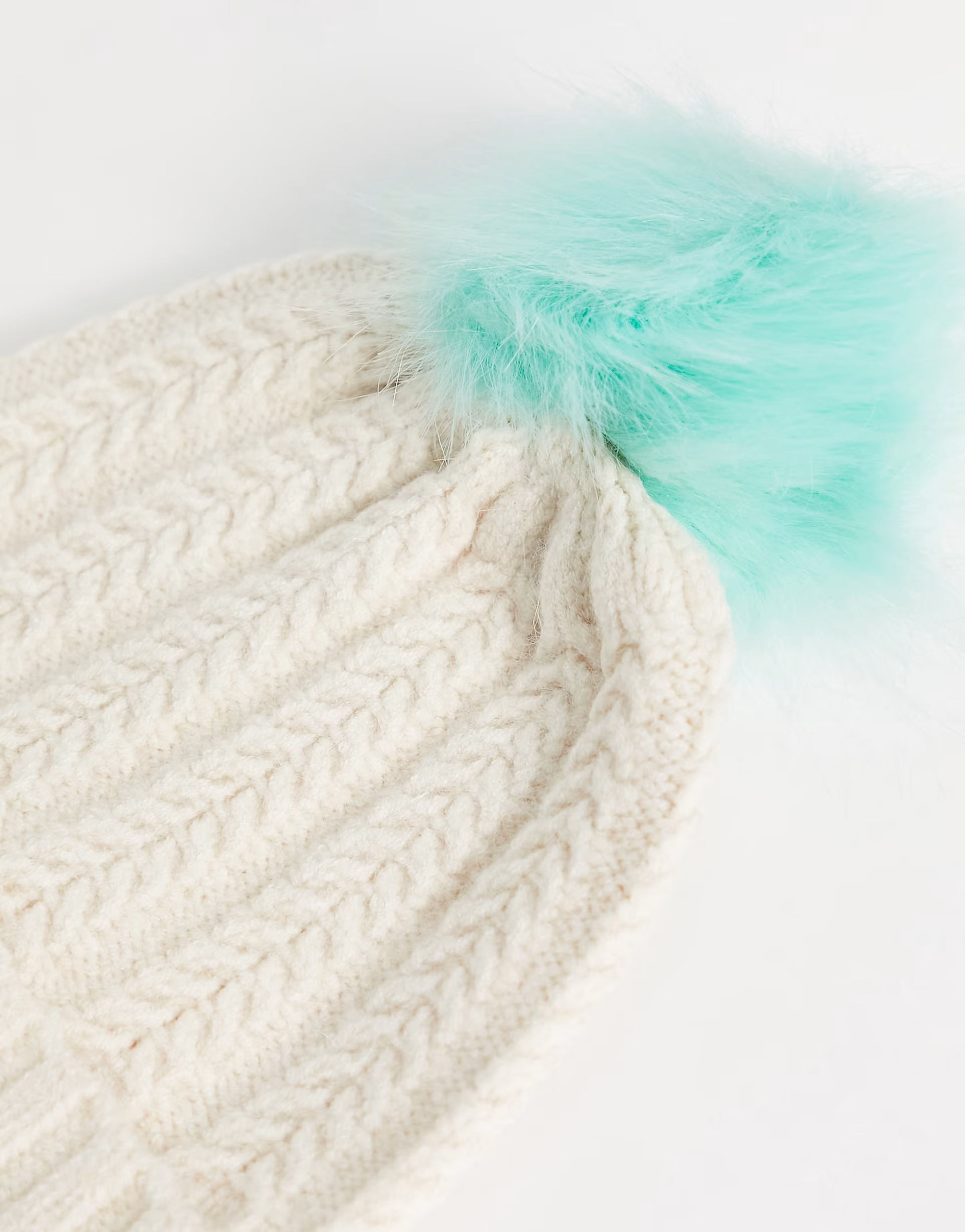 Boardmans Womens Cable Knit Bobble Beanie Hat In Mint Green