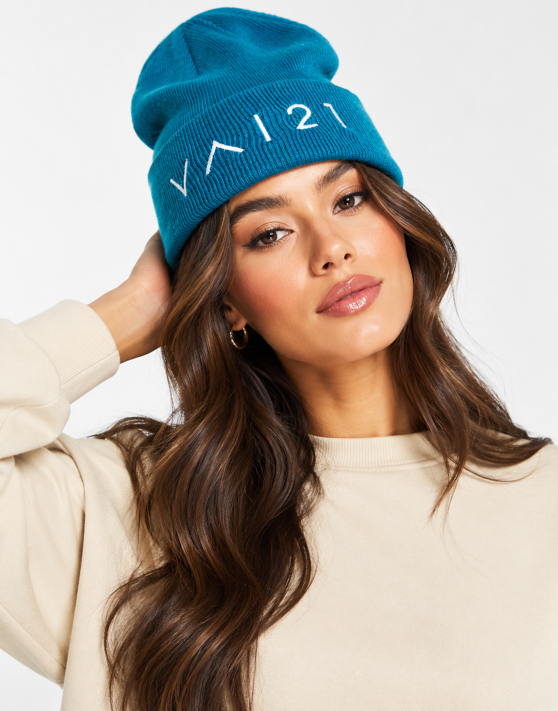 Vai21 Womens Logo Knitted Beanie In Teal
