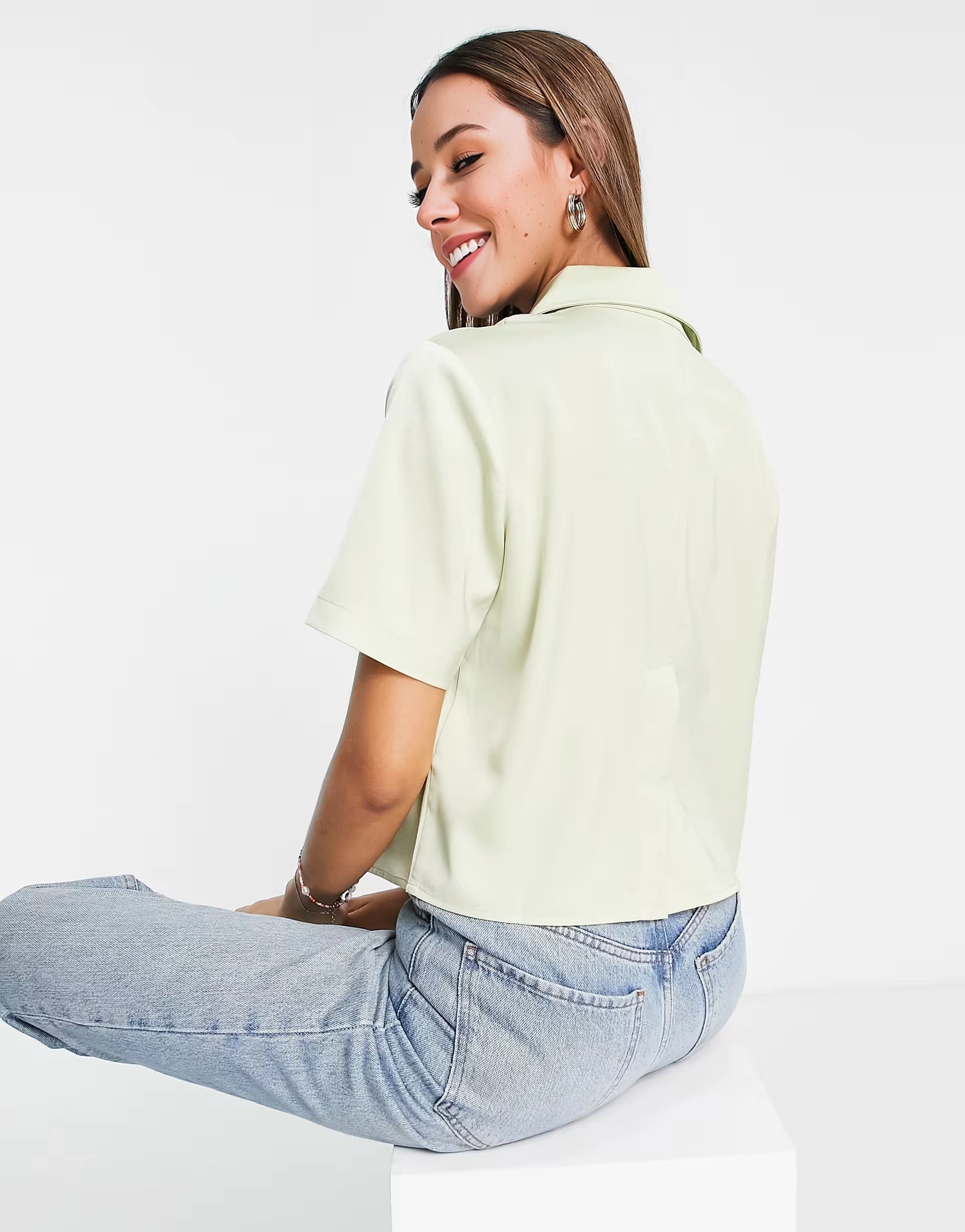 Urban Revivo Womens Relaxed Shirt In Light Green